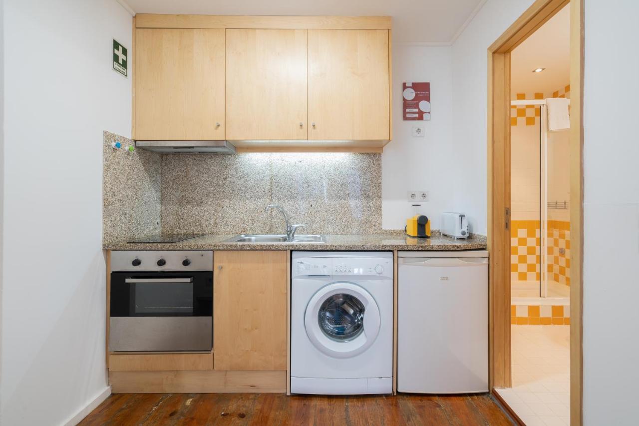 Host Wise - Modern Studios With Terrace - Walk Everywhere Порто Екстериор снимка